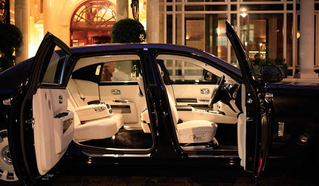 <strong>伝統と革新の英国ロイヤル文化を巡る旅</strong>　