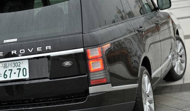 <strong>Land Rover Range Rover 5.0 V8 SUPERCHARGED VOGUE｜<br />ランドローバー レンジローバー 5.0 V8 スーパーチャージド ヴォーグ</strong>