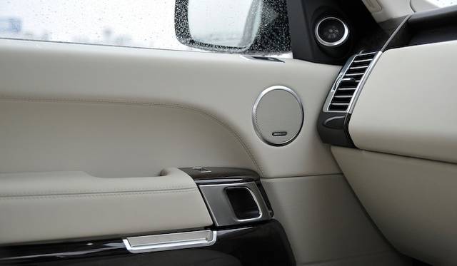 <strong>Land Rover Range Rover 5.0 V8 SUPERCHARGED VOGUE｜<br />ランドローバー レンジローバー 5.0 V8 スーパーチャージド ヴォーグ</strong>