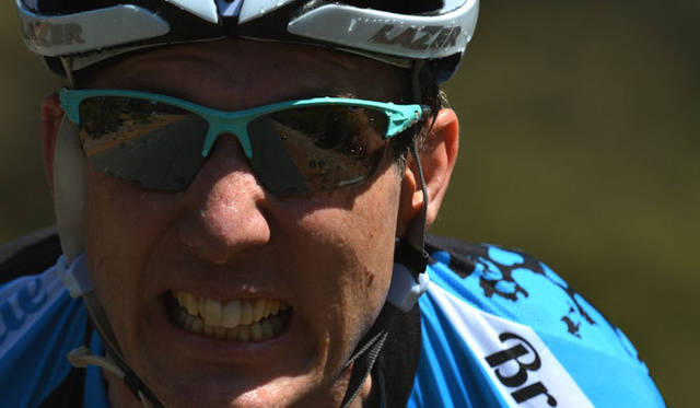 <strong>Nikon｜ニコン</strong>　「誰もが、ヒーローだ」　使用カメラ｜D4　使用レンズ｜AF-S NIKKOR 200-400mm f/4G ED VR II