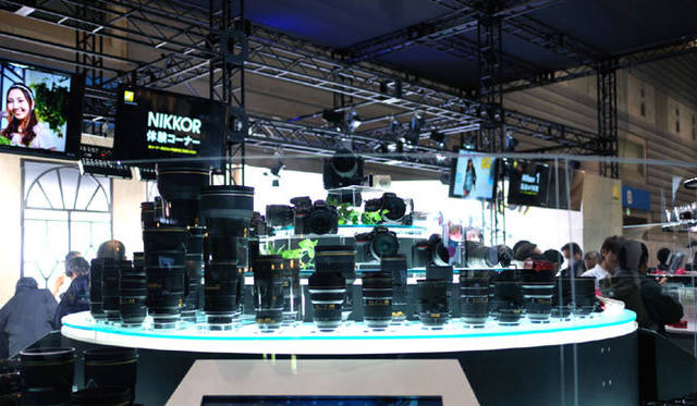 <strong>Nikon｜ニコン</strong>　80種類以上を誇る、ニッコールレンズ