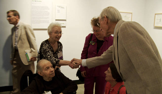 <strong>MOVIE｜ハーブ＆ドロシー ふたりからの贈りもの</strong>　Copyright © 2013 Fine Line Media,Inc. All Rights Reserved.