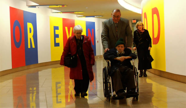 <strong>MOVIE｜ハーブ＆ドロシー ふたりからの贈りもの</strong>　Copyright © 2013 Fine Line Media,Inc. All Rights Reserved.