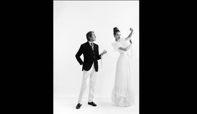 <strong>ART FILE 08｜「Valentino: Master of Couture」</strong>　Valentino Garavani and Natalia Vodianova, 2012 ©　Cathleen Naundorf