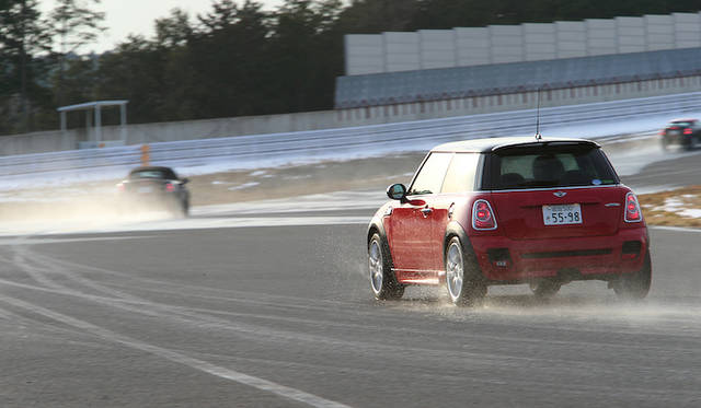 こちらはMT仕様車