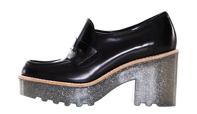 2013年春夏コレクションのシューズ「TAURUS」 6万1000円