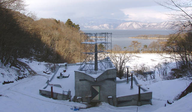 <strong>AAF通信│建築レクチュアシリーズ217</strong>　猪苗代鬼沼「時間の倉庫」 福島県郡山市　2009年