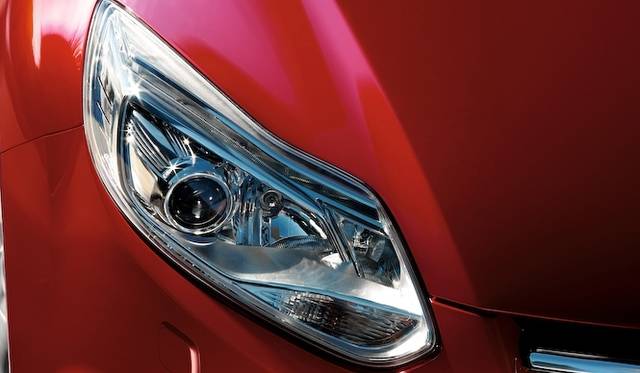 <strong>Ford Focus｜フォード フォーカス</strong>