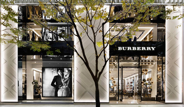 <strong>BURBERRY｜バーバリー</strong>　3月9日（土）にイベントがおこなわれるバーバリー神戸。ぜひふるってご応募いただきたい。