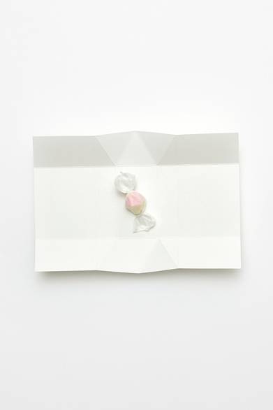 <strong>『つつみのことわり－伊勢貞丈「包之記」の研究』</strong><br />会期│2月19日（火）～3月21日（木）　※日曜、祝日休館<br />時間│11:00～19:00<br />会場│クリエイションギャラリーG8<br />東京都中央区銀座8-4-17　リクルートGINZA8ビル1F<br />Tel.03-6835-2260<br />入場料│無料<br /><br />クリエイションギャラリーG8<br />Tel.03-6835-2260