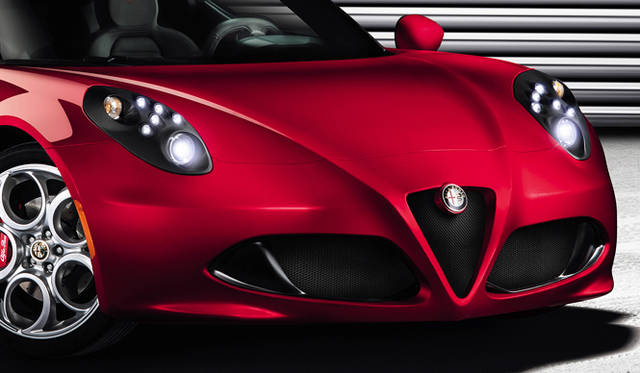 <strong>Alfa Romeo 4C｜アルファ ロメオ 4C</strong>