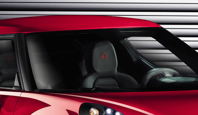 <strong>Alfa Romeo 4C｜アルファ ロメオ 4C</strong>