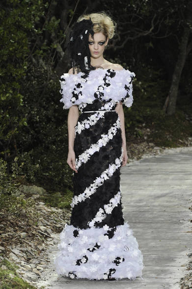 <strong>CHANEL｜シャネル</strong>　2013年春夏オートクチュール コレクション ©CHANEL