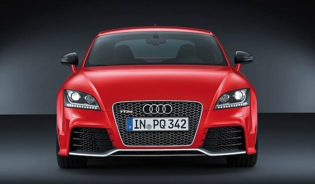 <strong>Audi TT RS Plus Coupe｜アウディ TT RS プラス クーペ</strong>