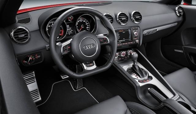 <strong>Audi TT RS Plus Coupe｜アウディ TT RS プラス クーペ</strong>