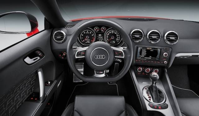 <strong>Audi TT RS Plus Coupe｜アウディ TT RS プラス クーペ</strong>