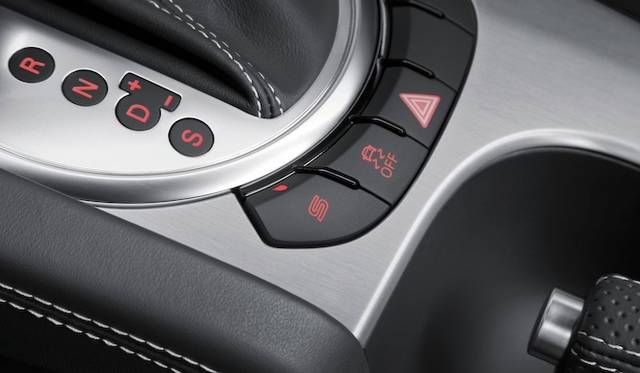 <strong>Audi TT RS Plus Coupe｜アウディ TT RS プラス クーペ</strong>