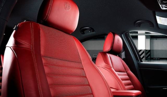 <strong>Alfa Romeo Giulietta Quadrifoglio Verde Alfisti 2｜アルファ ロメオ ジュリエッタ クアドリフォリオ ヴェルデ アルフィスティ 2</strong>