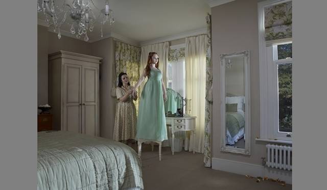 <strong>ART｜写真家ジュリア・フラートン‐バッテン インタビュー　</strong>　Alabaster Doll, 2012