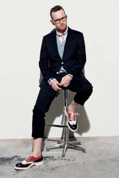 <strong>SOPHNET.｜ソフネット</strong>　2013春夏コレクション　ブレザー6万6150円、カーディガン2万4150円、シャツ2万2050円、パンツ3万450円、シューズ7万1400円