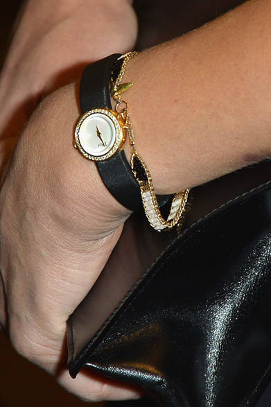 <strong>Anna Wintour｜アナ・ウィンター</strong><br /><br />2013年秋冬マルベリーのフロントローに現れたアメリカ版『ヴォーグ』の編集長アナ・ウィンター。