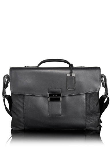 <strong>TUMI｜トゥミ</strong>　 「TICON（タイコン）コレクション」　スモール・フラップ・ブリーフ（バリスティックナイロン）8万1900円