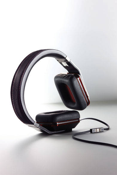 <strong>TUMI｜トゥミ</strong>　 「TUMI HEADPHONE BY MONSTER」5万2500円