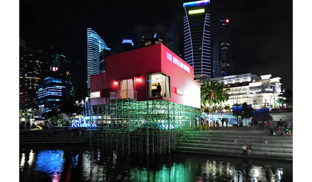 <strong>「マーライオン・ホテル」</strong> Tatzu Nishi The Merlion Hotel, 2011, Marina Bay, Singapore<br />Photo: Yusuke Hattori, Courtesy of the artist and ARATANIURANO