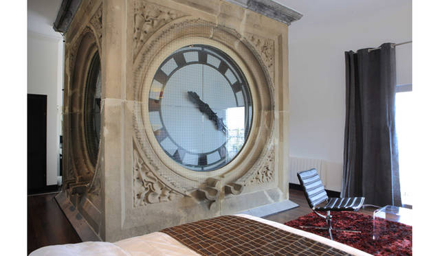 <strong>「Hotel Gent」</strong> Tatzu Nishi alias Tazu Rous, Hotel Gent, 2012<br />Photo: Dirk Pauwels, Courtesy of the artist and ARATANIURANO