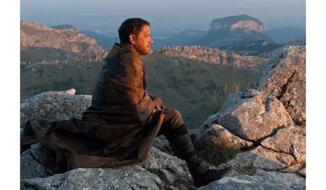 <strong>MOVIE｜『クラウド・アトラス』</strong>　『マトリックス』のウォシャウスキー姉弟と『ラン・ローラン・ラン』のトム・ティクバという豪華な3人の監督が、デイヴィッド・ミッチェルのベストセラー小説を映画化　© 2012 Warner Bros. Entertainment.  All rights reserved.