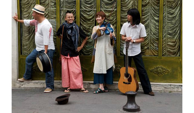 <strong>EVENT｜『EARTH DAY CAMP Natural High! 2013（ナチュラル ハイ）』</strong>　ハモニカクリームズ