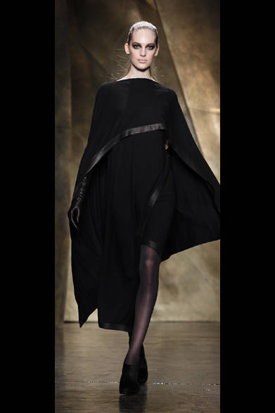 <strong>DONNA KARAN NEW YORK ｜ダナ キャラン ニューヨーク</strong>　2013年秋冬コレクション