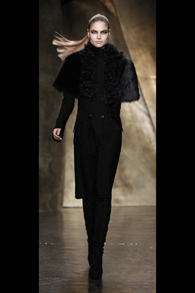 <strong>DONNA KARAN NEW YORK ｜ダナ キャラン ニューヨーク</strong>　2013年秋冬コレクション