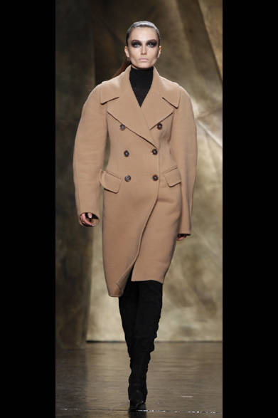 <strong>DONNA KARAN NEW YORK ｜ダナ キャラン ニューヨーク</strong>　2013年秋冬コレクション