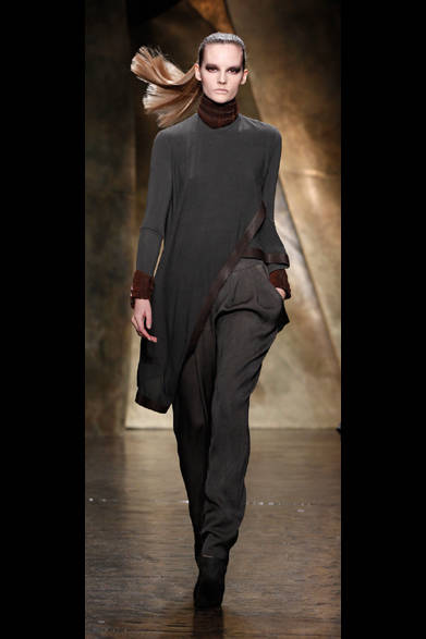 <strong>DONNA KARAN NEW YORK ｜ダナ キャラン ニューヨーク</strong>　2013年秋冬コレクション