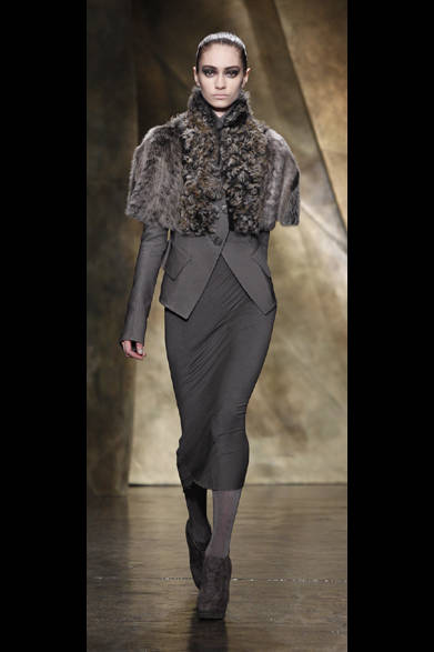 <strong>DONNA KARAN NEW YORK ｜ダナ キャラン ニューヨーク</strong>　2013年秋冬コレクション