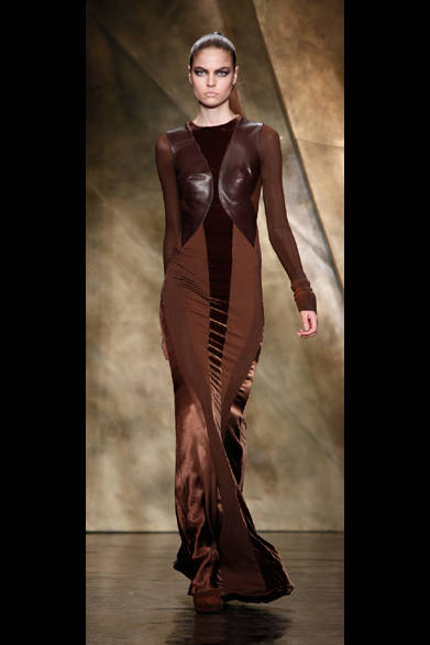 <strong>DONNA KARAN NEW YORK ｜ダナ キャラン ニューヨーク</strong>　2013年秋冬コレクション