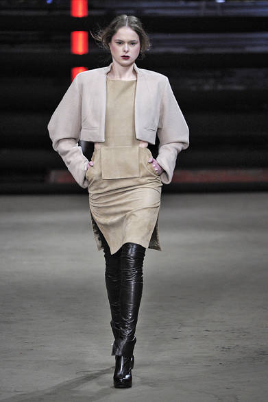 <strong>Sally LaPointe｜サリー ラポワント</strong>　2013年秋冬コレクション