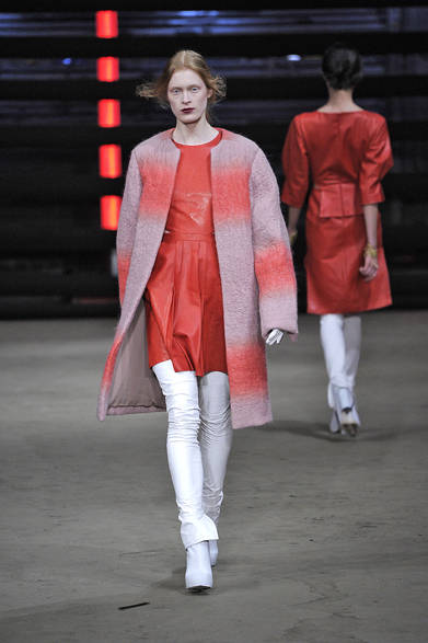 <strong>Sally LaPointe｜サリー ラポワント</strong>　2013年秋冬コレクション