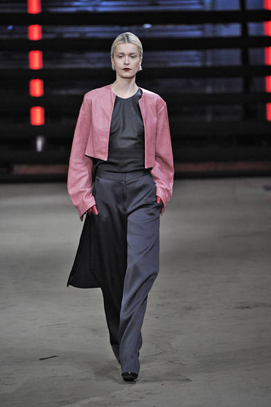 <strong>Sally LaPointe｜サリー ラポワント</strong>　2013年秋冬コレクション