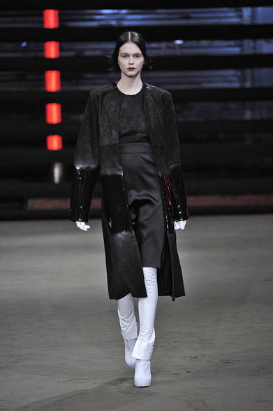 <strong>Sally LaPointe｜サリー ラポワント</strong>　2013年秋冬コレクション