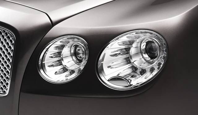 <strong>Bentley Continental Flying Spur｜ベントレー コンチネンタル フライングスパー</strong>