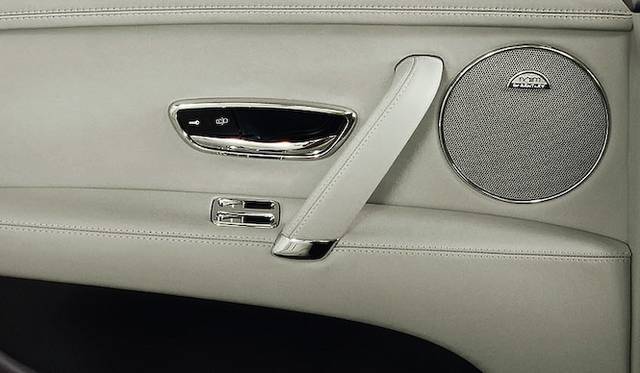 <strong>Bentley Continental Flying Spur｜ベントレー コンチネンタル フライングスパー</strong>