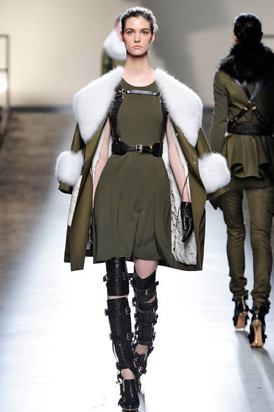 <strong>Prabal Gurung｜プラバル・グルン</strong>　2013年秋冬コレクション 