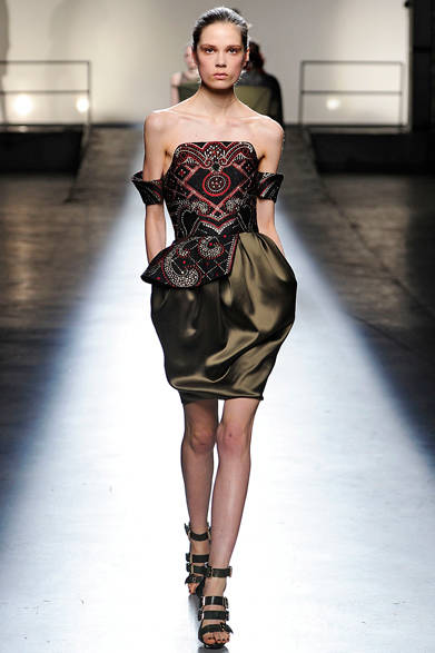 <strong>Prabal Gurung｜プラバル・グルン</strong>　2013年秋冬コレクション 