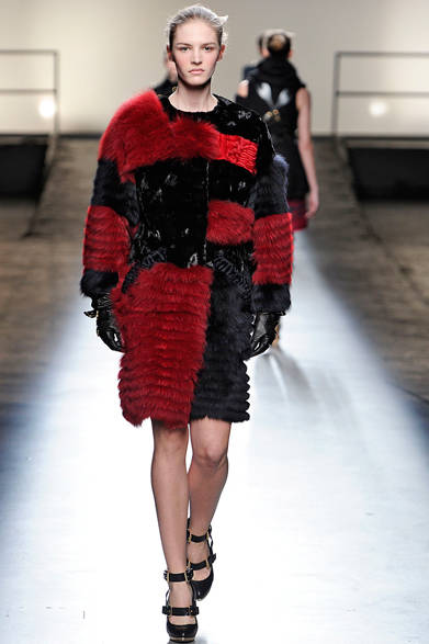 <strong>Prabal Gurung｜プラバル・グルン</strong>　2013年秋冬コレクション 