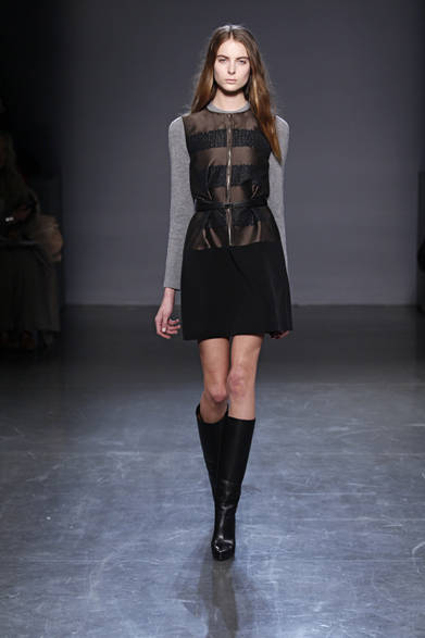 <strong>Victoria, Victoria Beckham｜ヴィクトリア ヴィクトリア・ベッカム</strong>　2013年秋冬コレクション