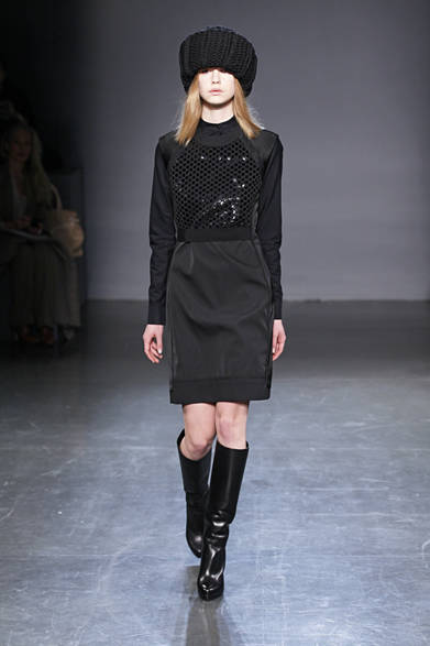 <strong>Victoria, Victoria Beckham｜ヴィクトリア ヴィクトリア・ベッカム</strong>　2013年秋冬コレクション