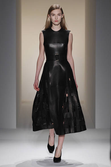 <strong>Calvin Klein Collection｜カルバン クライン コレクション</strong>　2013年秋冬コレクション ©2013 Dan Lecca