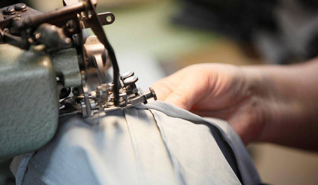 今年創業70周年を迎える三陽商会は、自社工場を持つことにこだわり、高い技術力を誇る。